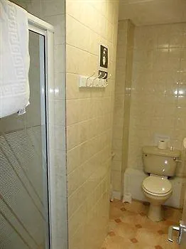 *** Bed & Breakfast The Boundary Hotel - B&B Leeds  United Kingdom